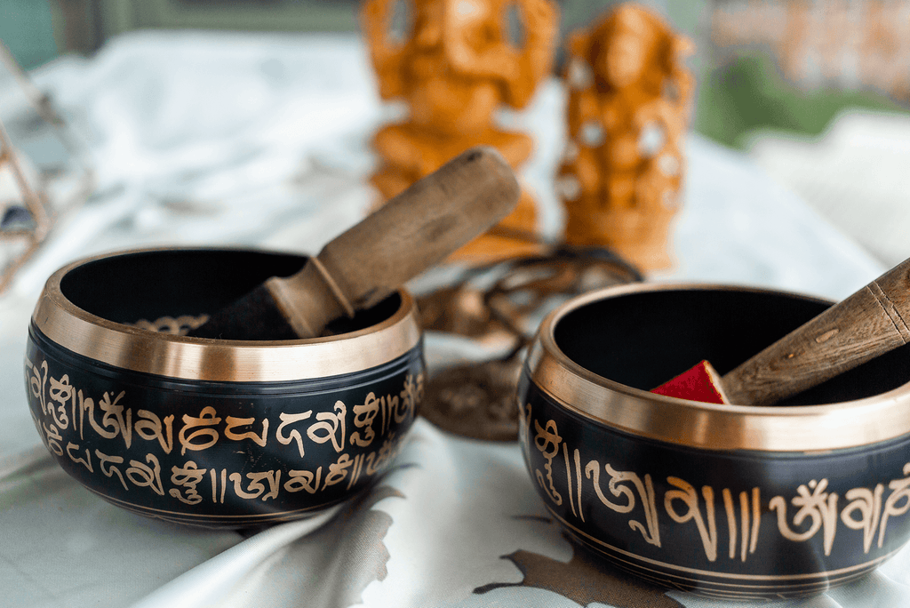 Tibetan Singing Bowls - Evolve Yourself 